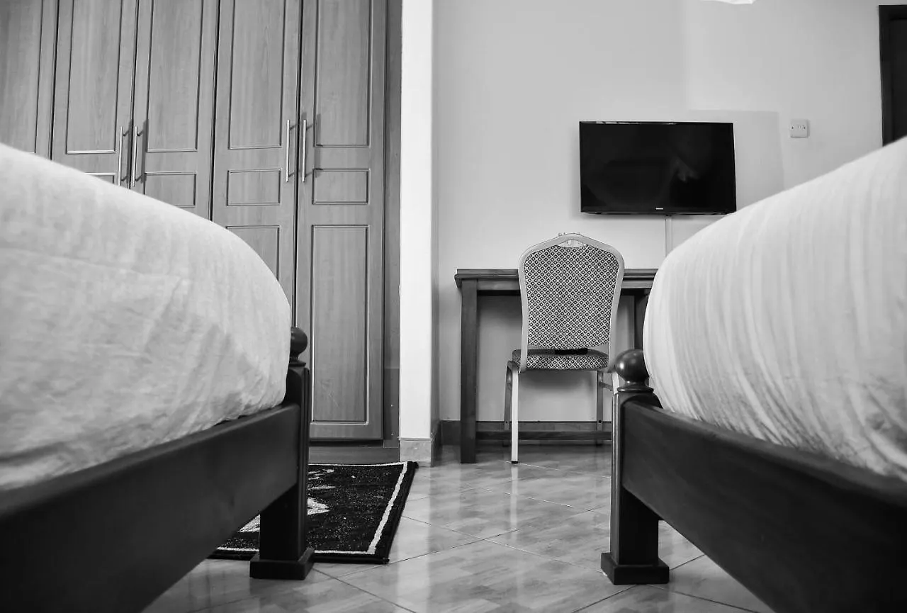 ***  Pearl Boutique Hotel Кампала Уганда